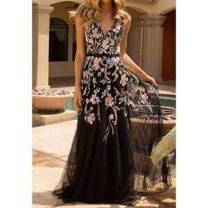 NEW PRIMAVERA floral patterned embellished tulle gown in black/floral